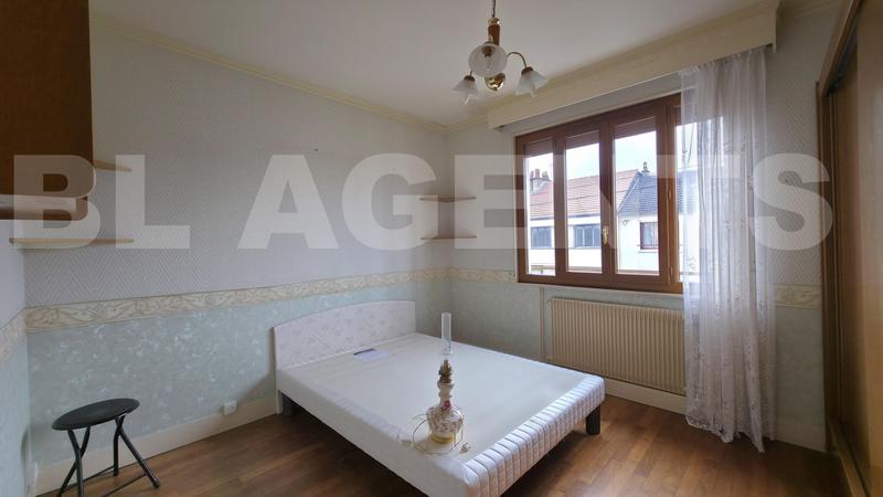 Maison - 104 m² - 5 pièces