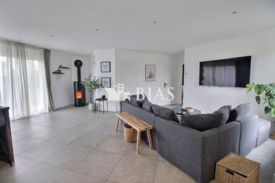 Maison - 106 m² - 4 pièces