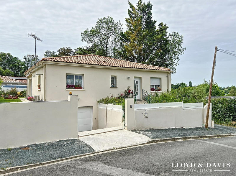 Maison - 123 m² - 4 pièces