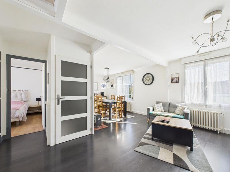 Maison - 80 m² - 4 pièces