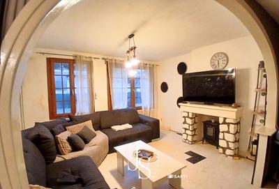 Maison - 85 m² - 4 pièces