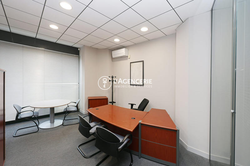 Local commercial - 202 m²