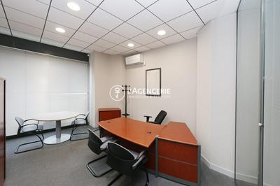 Local commercial - 202 m²