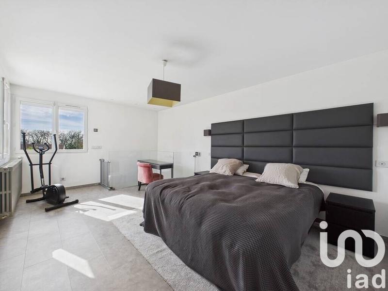 Maison - 145 m² - 5 pièces