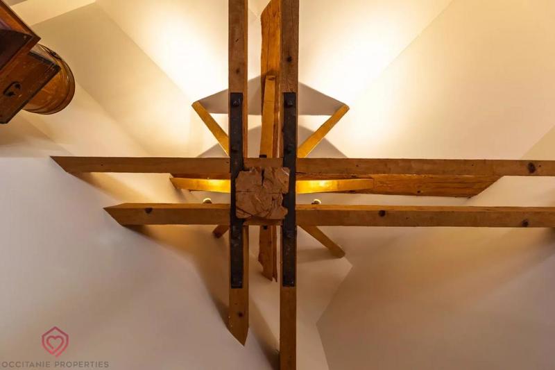 Maison de maîtres - 240 m² - 10 pièces