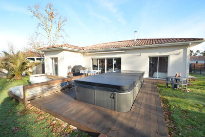 Maison - 112 m² - 4 pièces