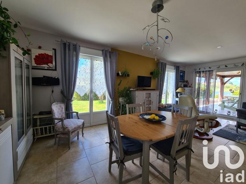 Maison - 102 m² - 4 pièces