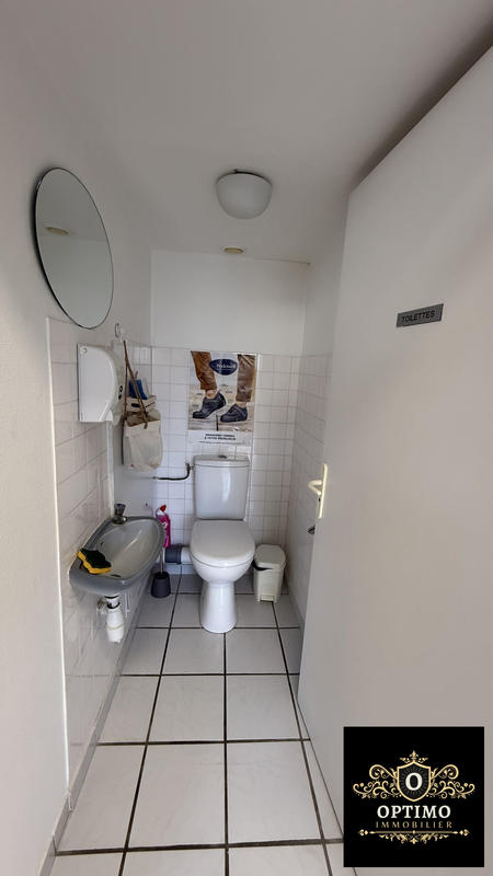 Local commercial - 78 m² - 4 pièces