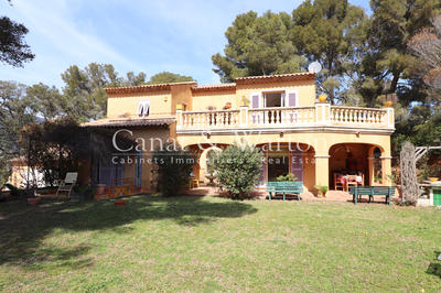 Villa - 184 m² - 5 pièces