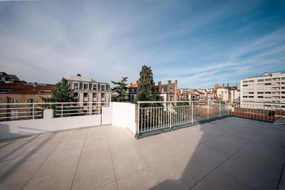 Appartement - 135 m² - 4 pièces