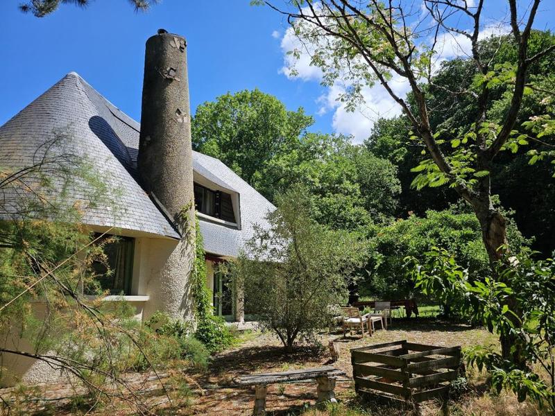 Demeure - 191 m² - 10 pièces