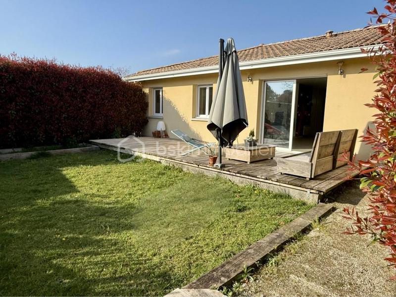 Maison - 85 m² - 4 pièces