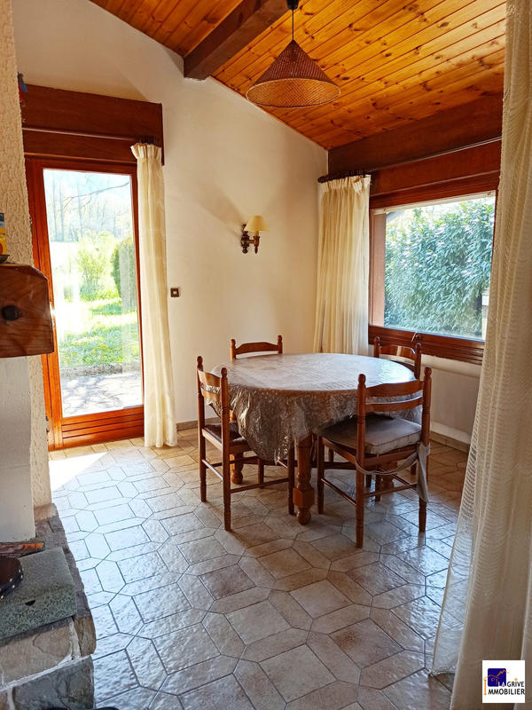 Villa - 162 m² - 6 pièces