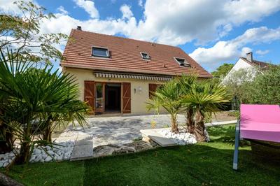 Maison - 142 m² - 7 pièces