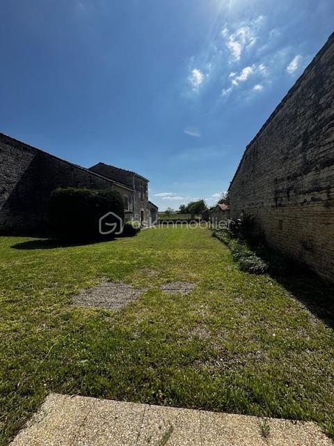 Maison de village - 71 m² - 4 pièces