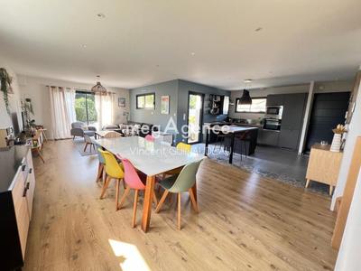 Maison - 116 m² - 6 pièces