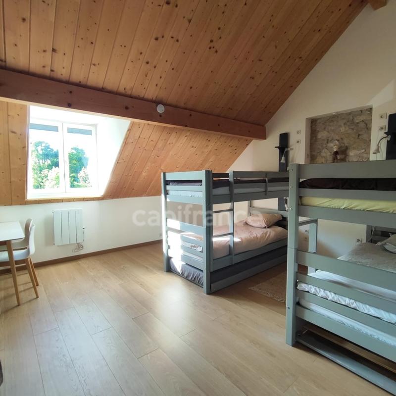 Maison - 290 m² - 11 pièces