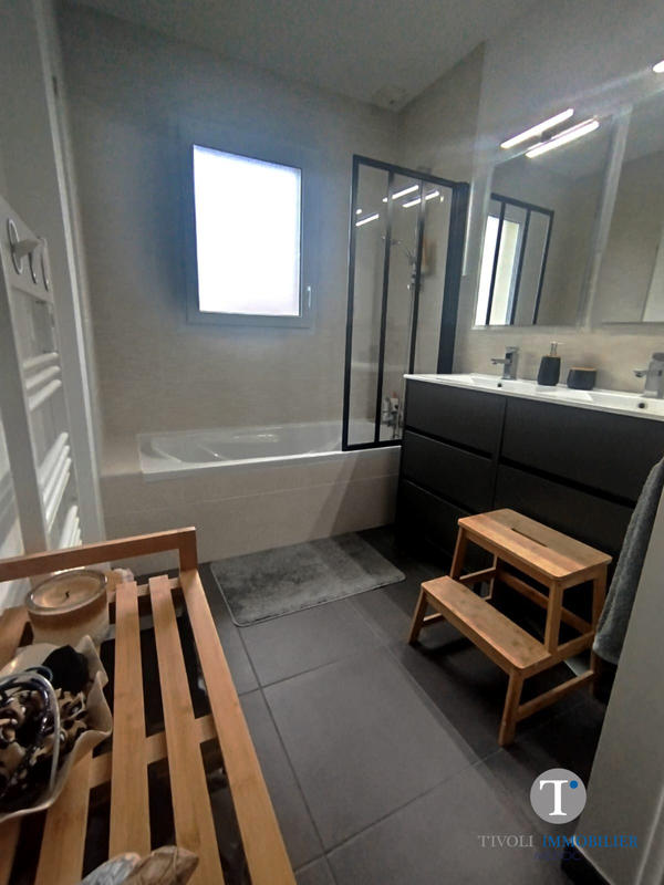 Maison contemporaine - 108 m² - 4 pièces