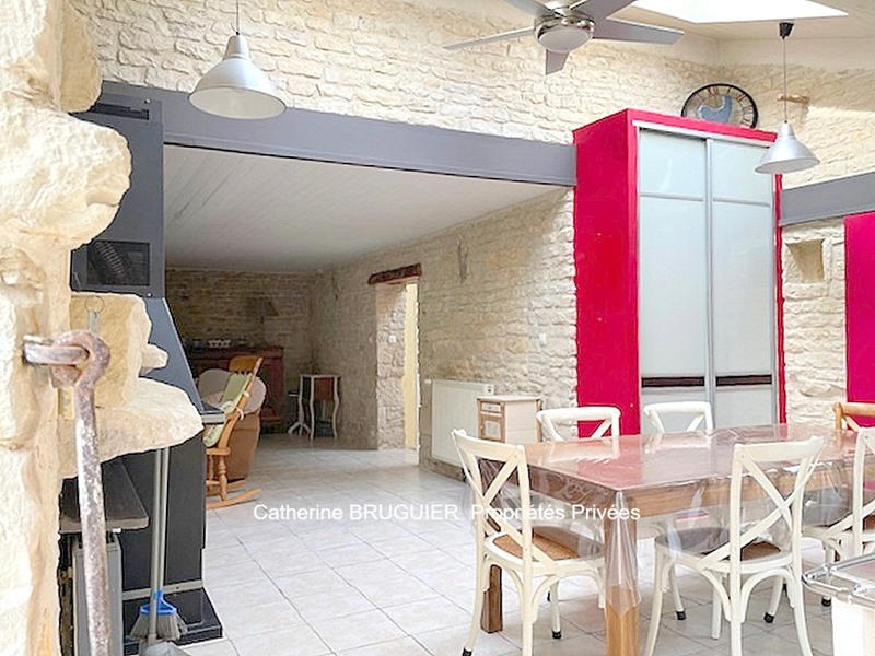 Maison - 110 m² - 4 pièces
