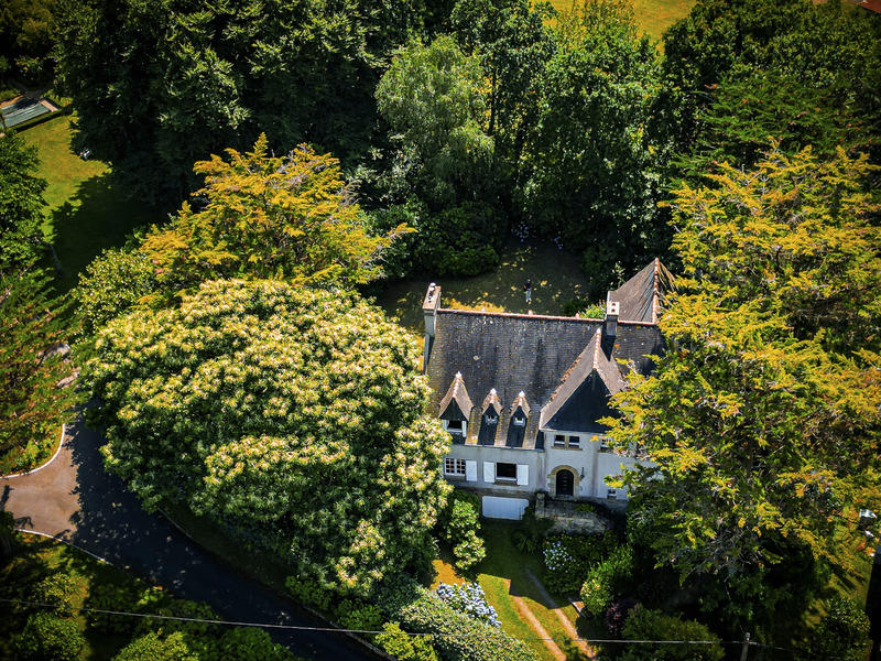Maison bourgeoise - 230 m² - 10 pièces