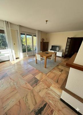 Maison - 186 m² - 6 pièces