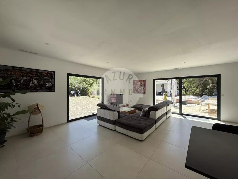 Maison - 150 m² - 5 pièces