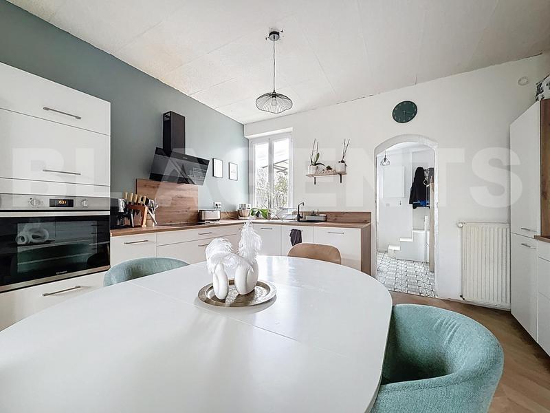 Maison - 84 m² - 4 pièces