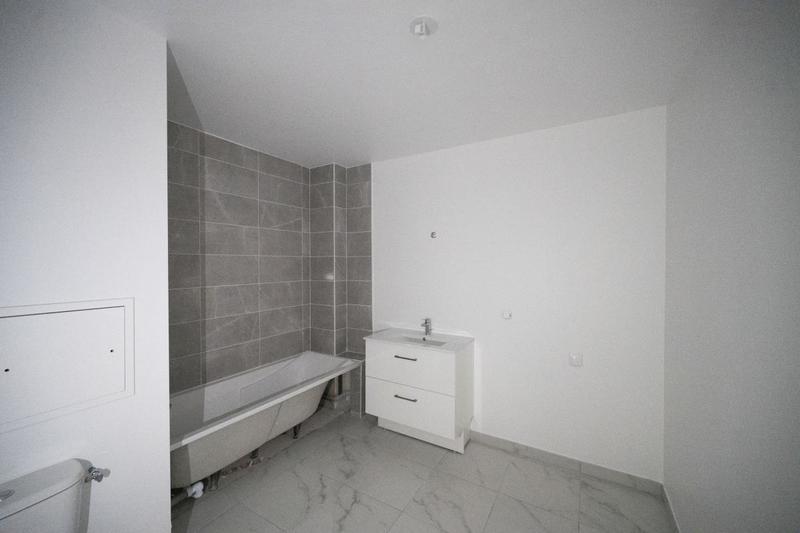 Appartement - 98 m² - 4 pièces