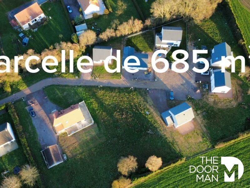 Terrain - 685 m²