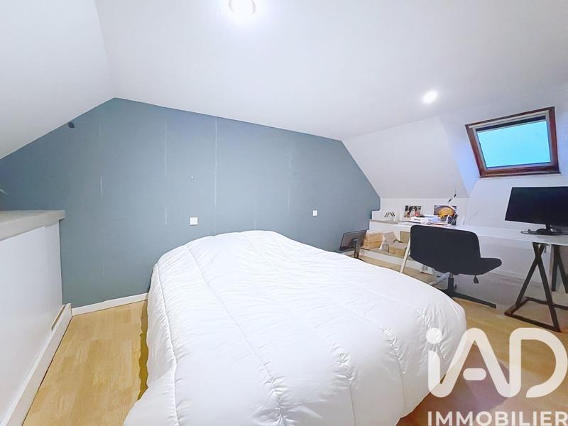 Maison - 98 m² - 5 pièces