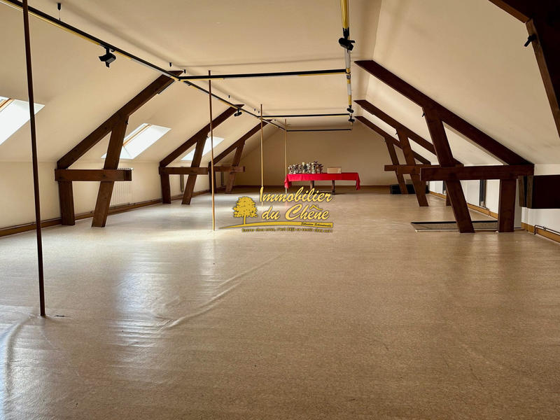 Immeuble - 1 890 m²