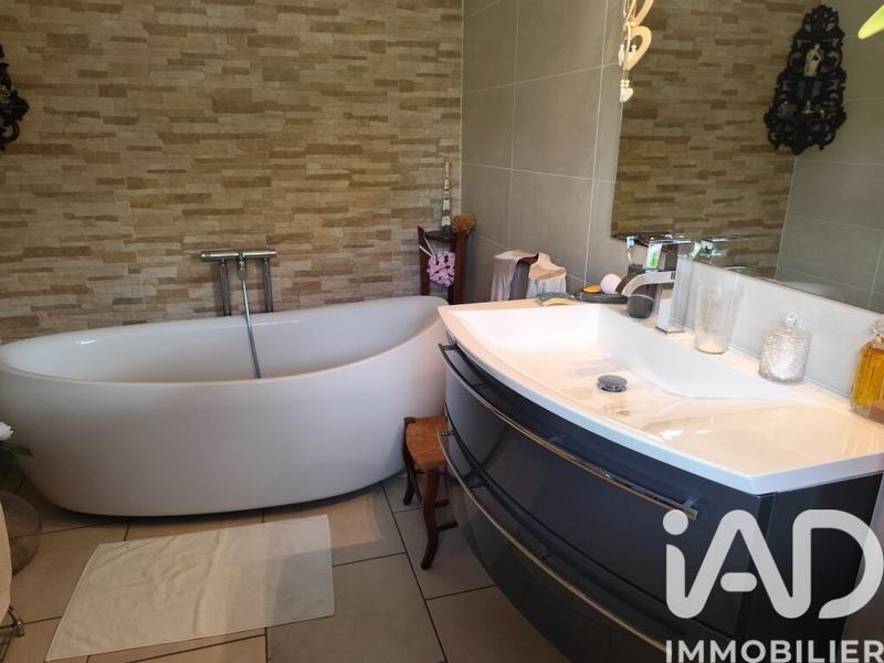 Maison - 140 m² - 4 pièces