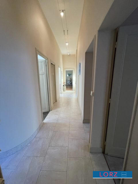 Appartement - 128 m² - 5 pièces