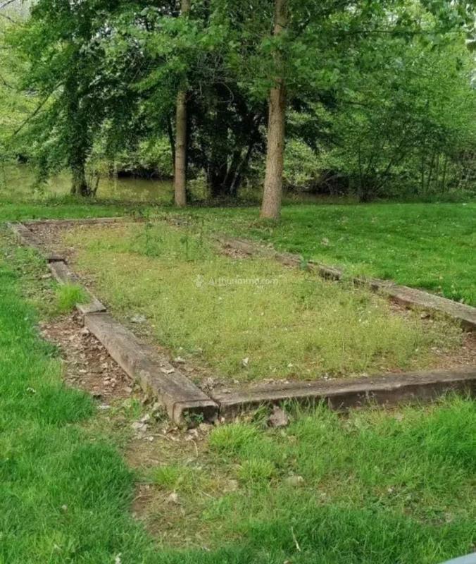 Terrain - 16 275 m²