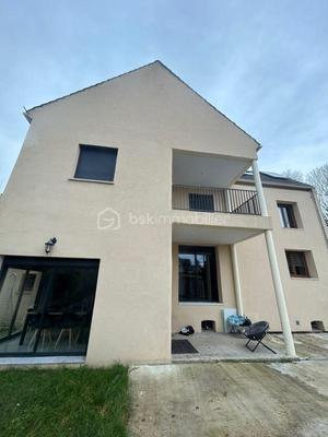 Propriété - 165 m² - 6 pièces