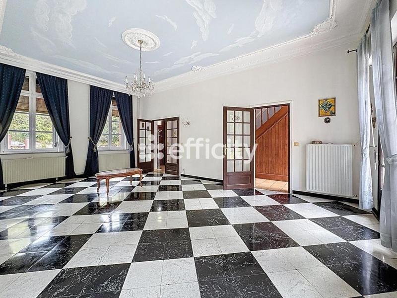 Maison bourgeoise - 185 m² - 6 pièces