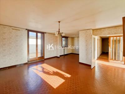 Maison - 95 m² - 4 pièces