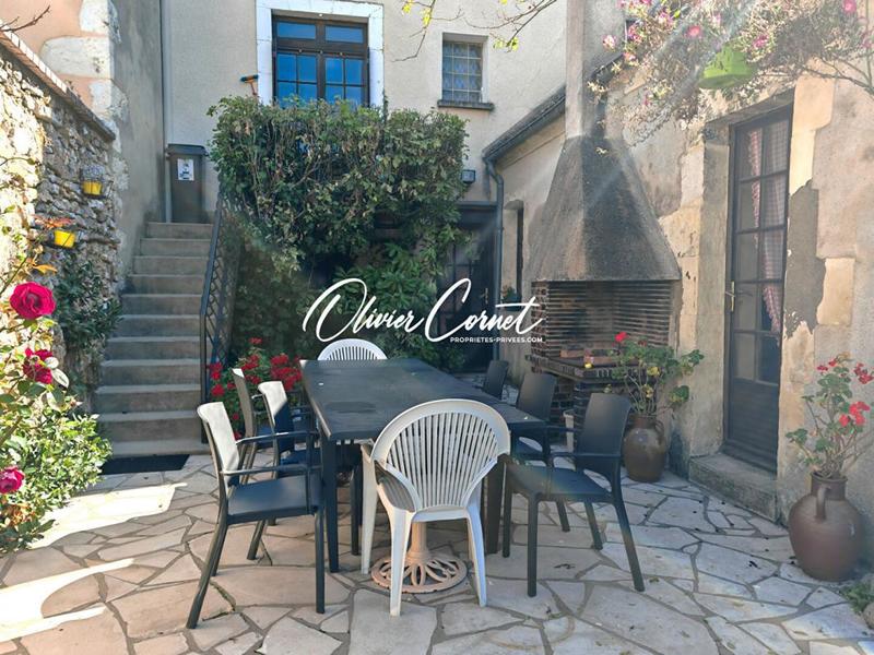 Maison - 186 m² - 7 pièces