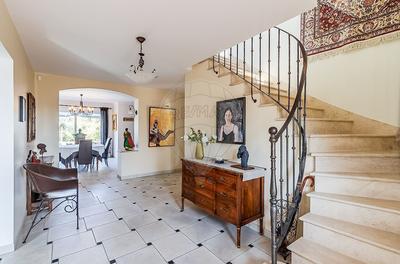 Maison - 226 m² - 6 pièces