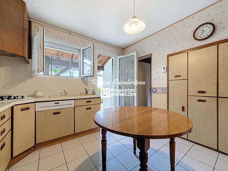 Maison - 88 m² - 6 pièces