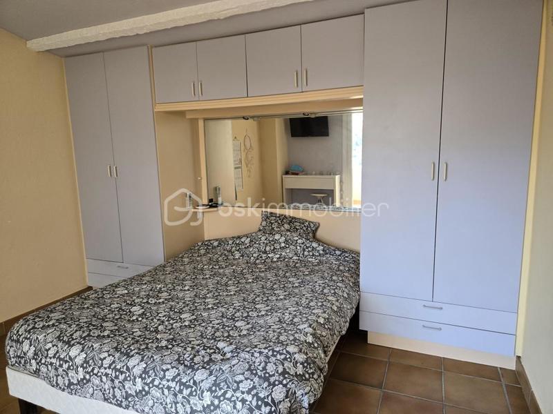 Villa - 300 m² - 8 pièces