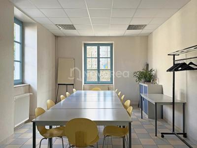 Bureau - 398 m² - 15 pièces