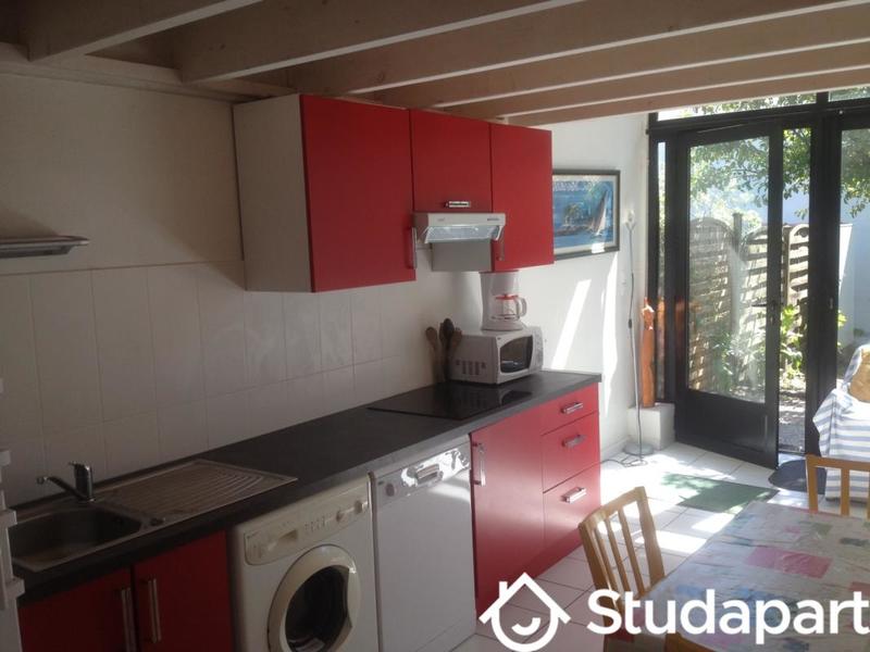 Chambre - 13 m² - 1 pièce