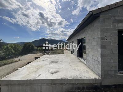 Villa - 105 m² - 5 pièces