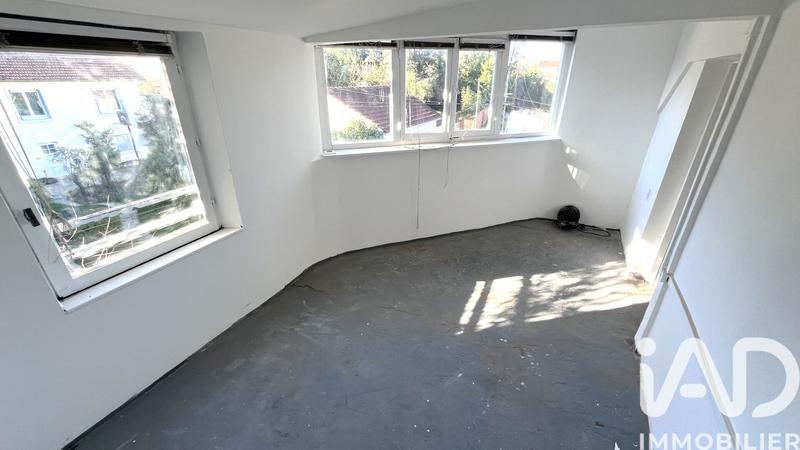 Maison - 150 m² - 9 pièces