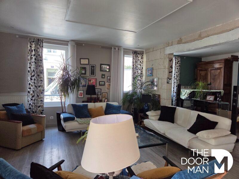 Maison de ville - 236 m² - 11 pièces