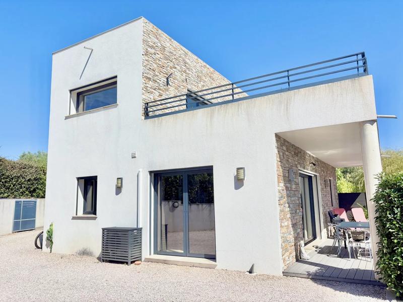 Maison - 125 m² - 3 pièces