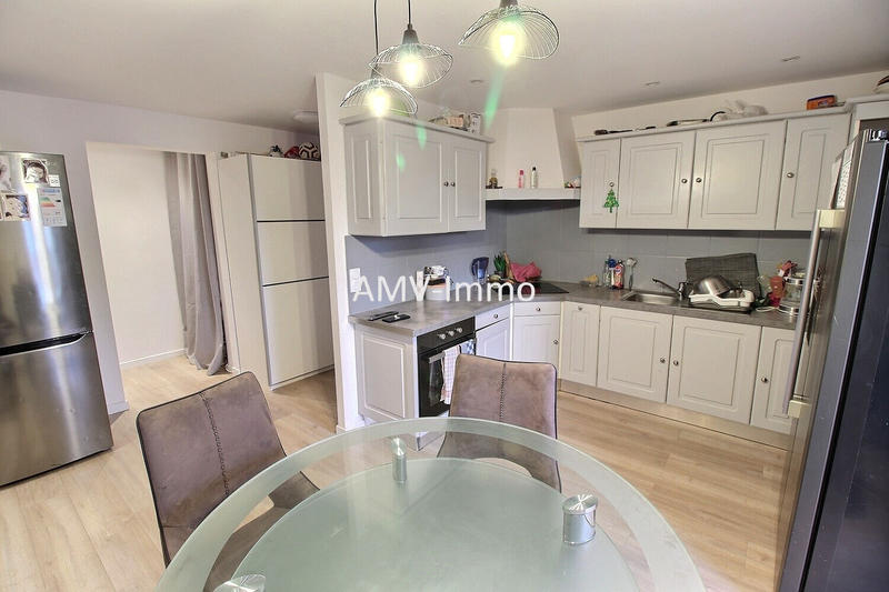 Appartement - 72 m² - 3 pièces