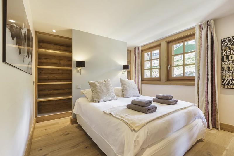 Châlet - 285 m² - 7 pièces