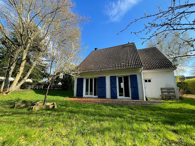 Maison - 110 m² - 4 pièces